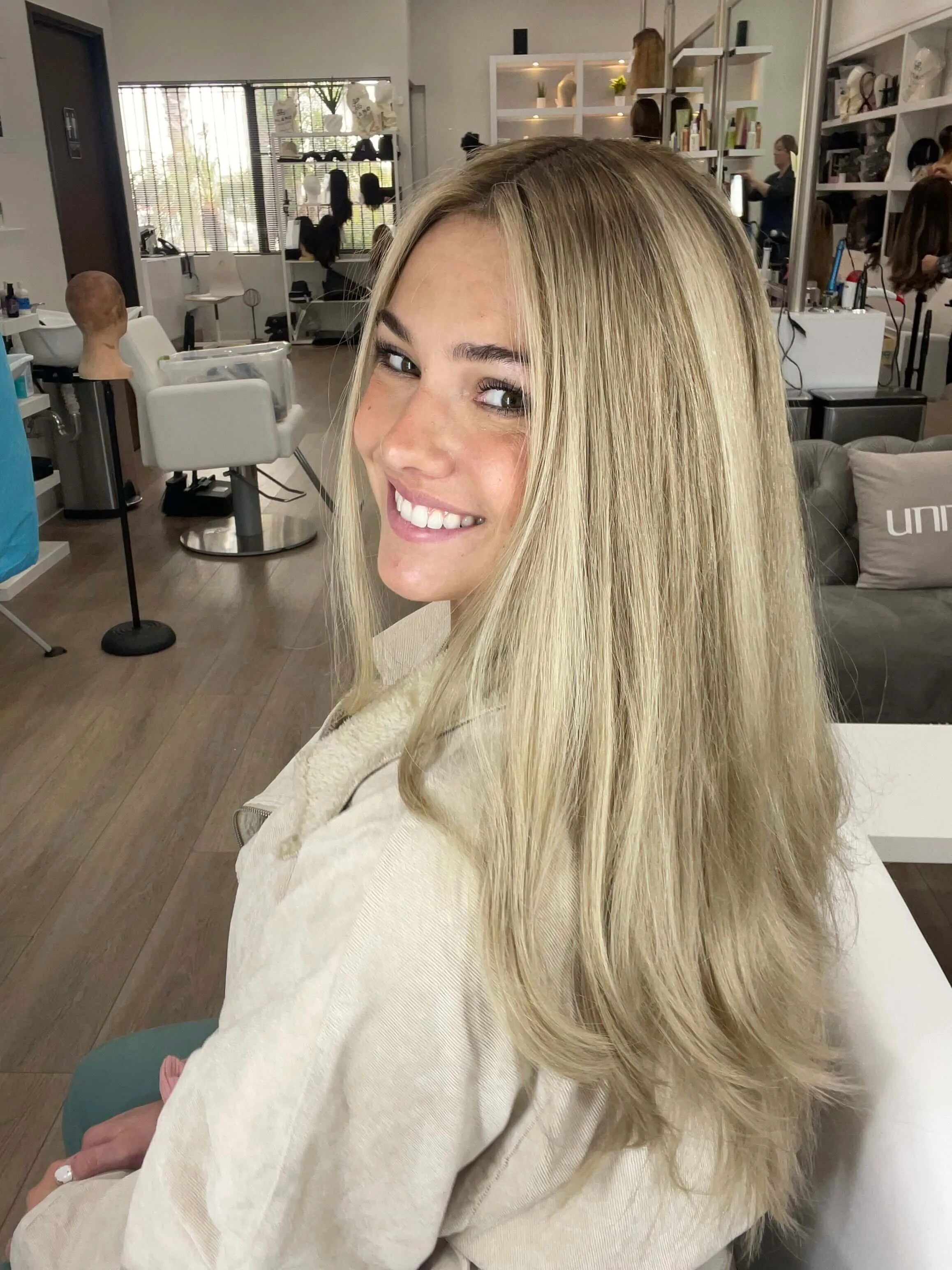 26" Amber Silk Top Wig Platinum Blonde w/ Reverse Balayage