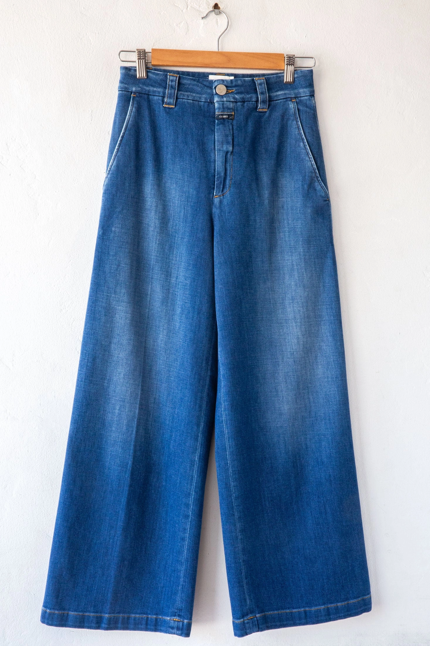 Barton Jean