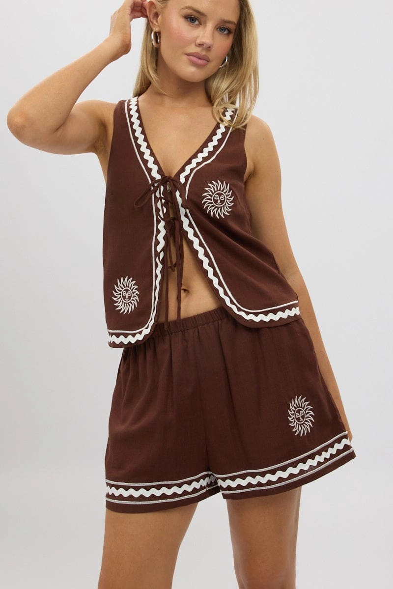 Brown Shorts Elasticated Waist Embroidery