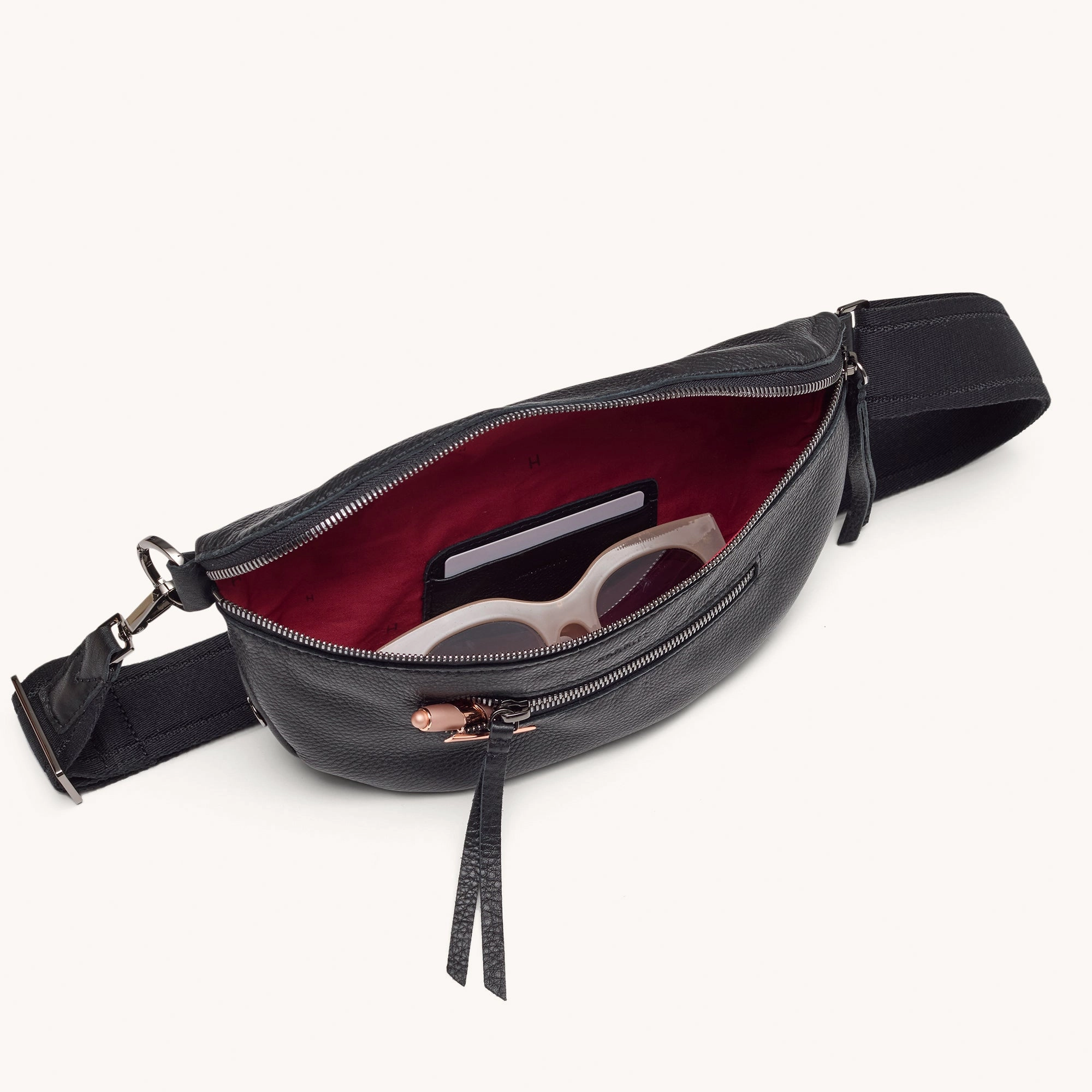 Charles Crossbody | Black/Gunmetal | Med