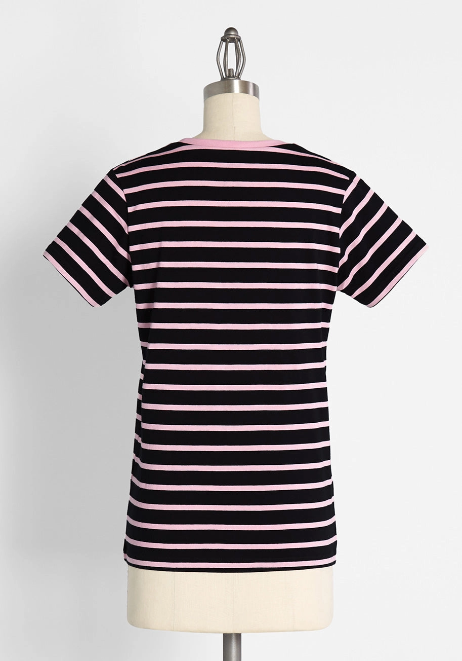 Chomping Your Style Graphic Pocket Tee