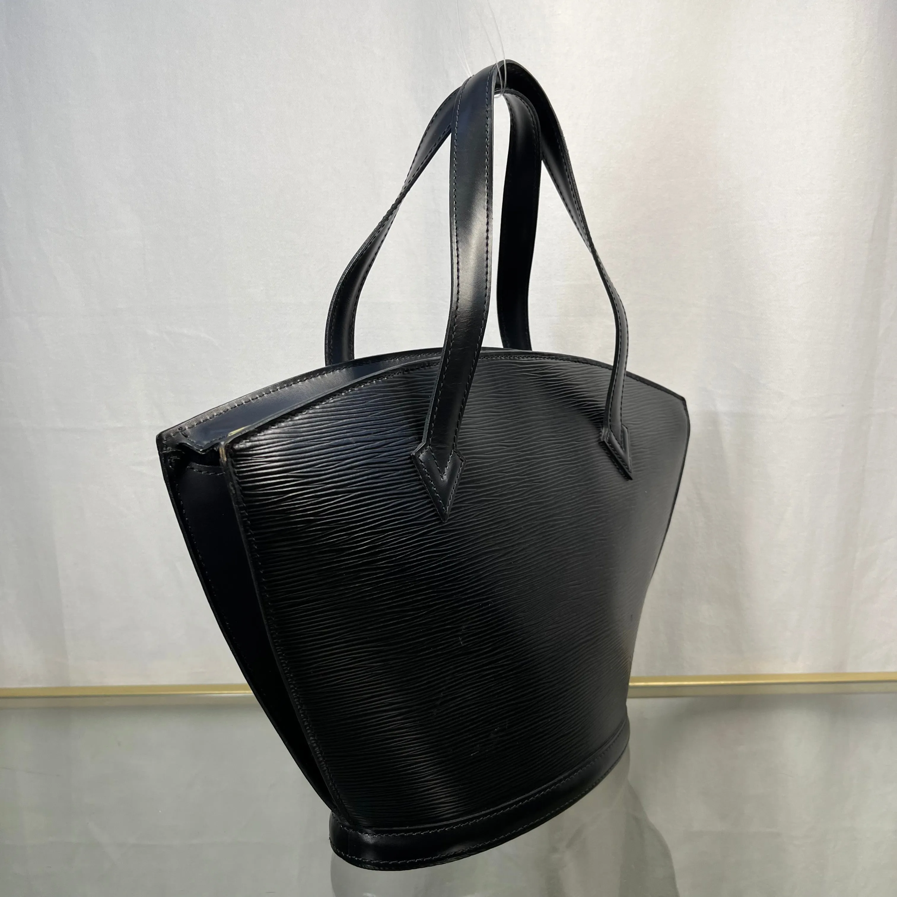 LOUIS VUITTON Saint Jacques PM Epi Black