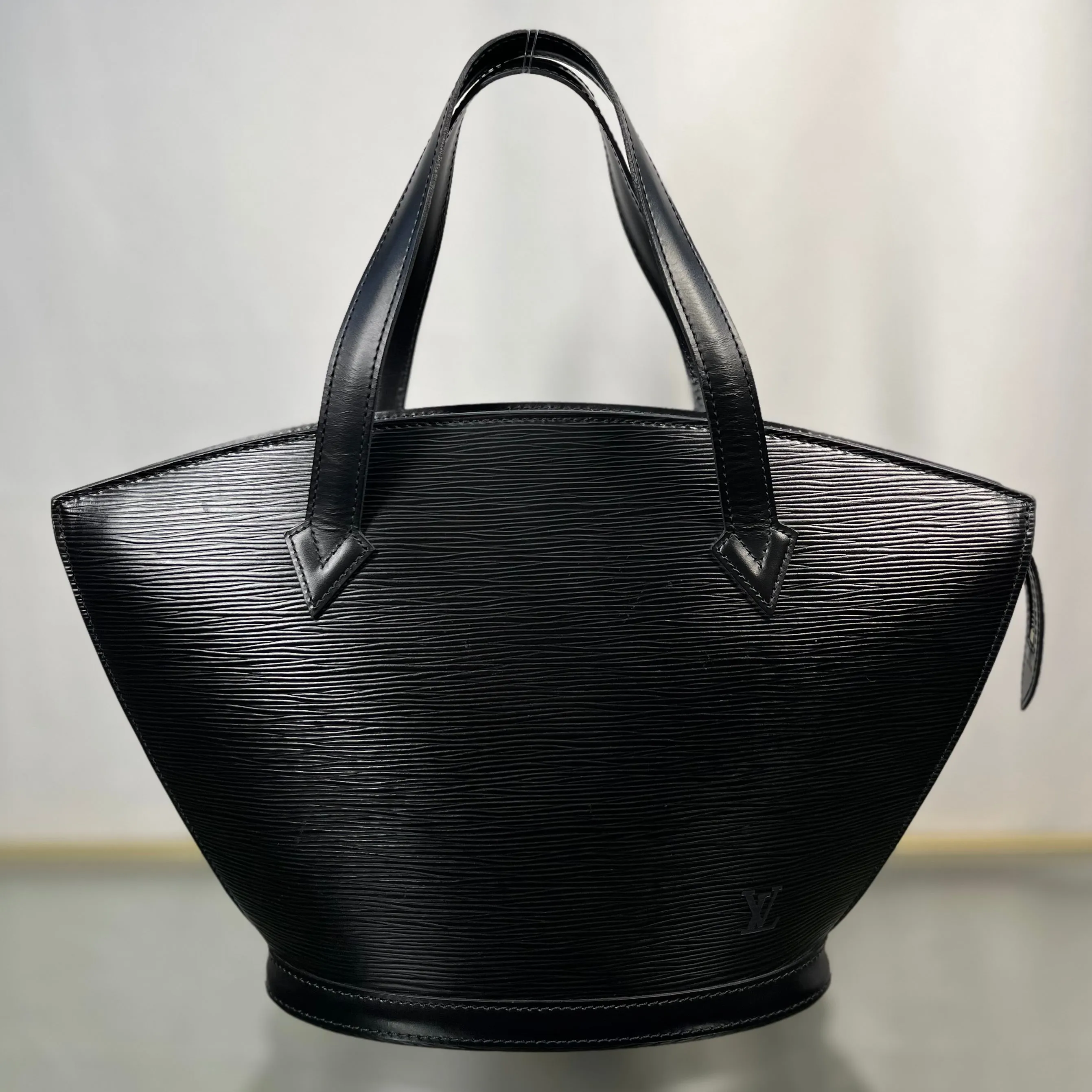 LOUIS VUITTON Saint Jacques PM Epi Black