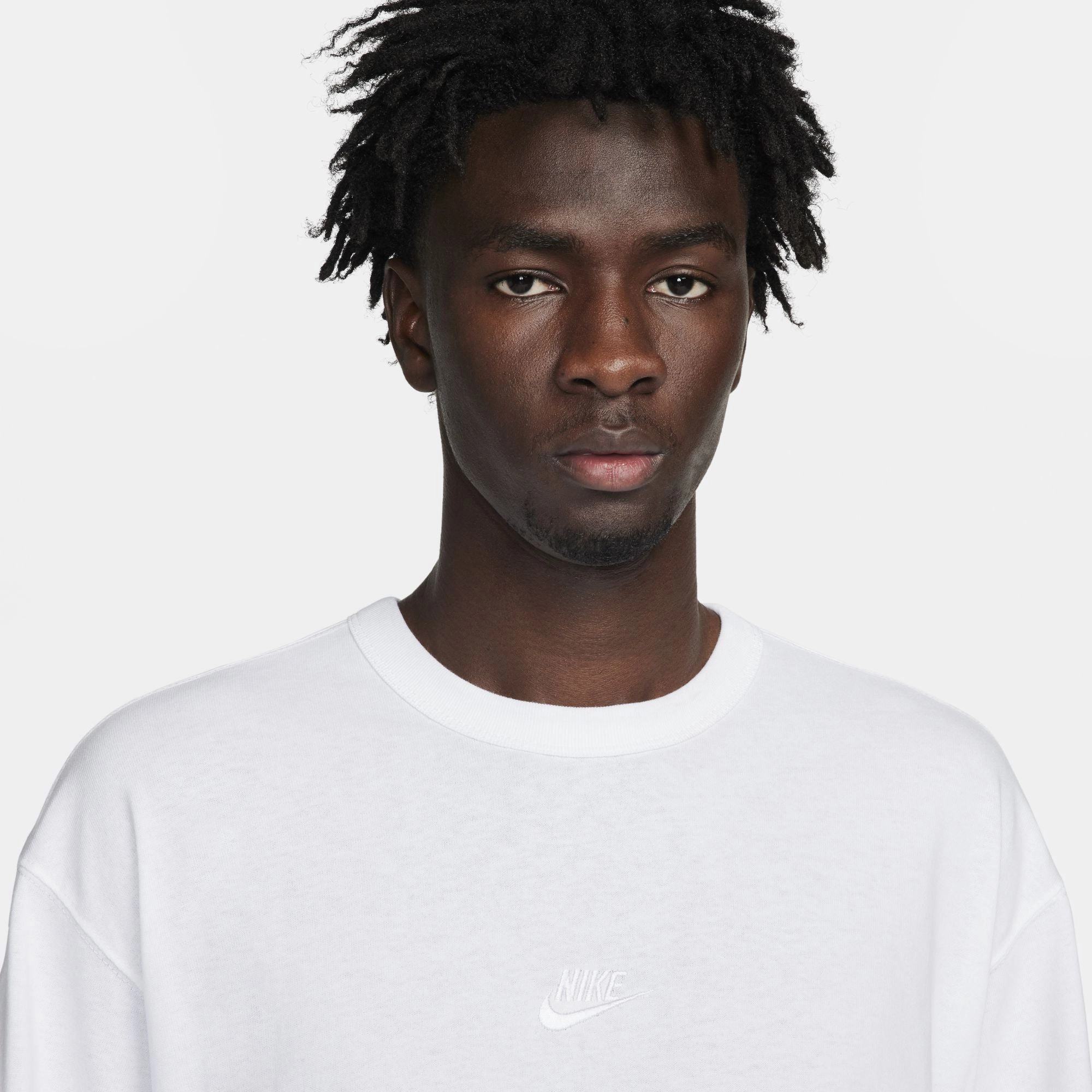 Nike Sportswear Premium Essentials T-Shirt White / White
