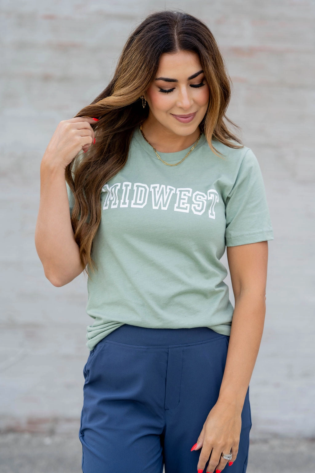 Outlined Midwest Graphic Tee