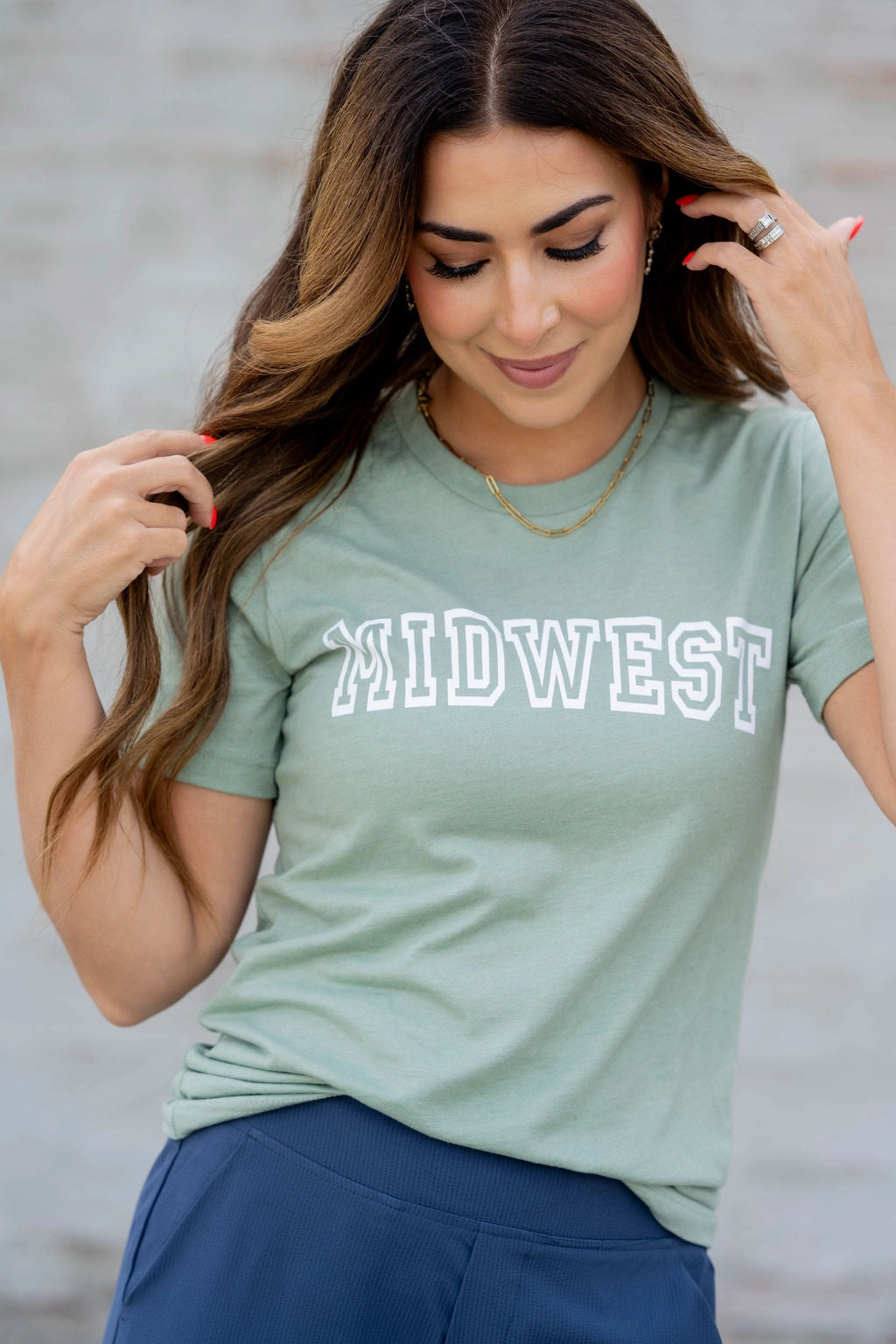 Outlined Midwest Graphic Tee