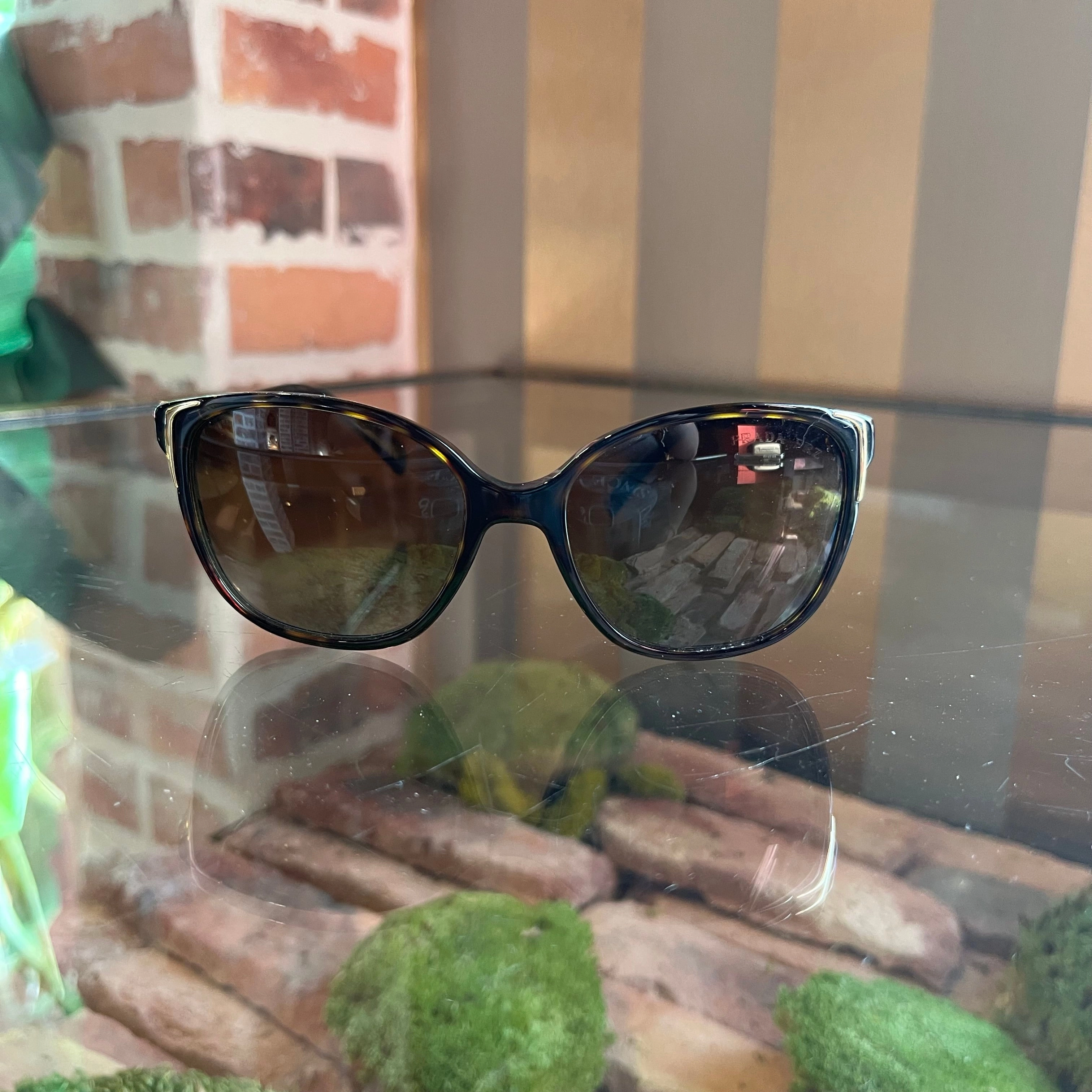 PRADA SPR010 Tortoise Sunglasses Polarized