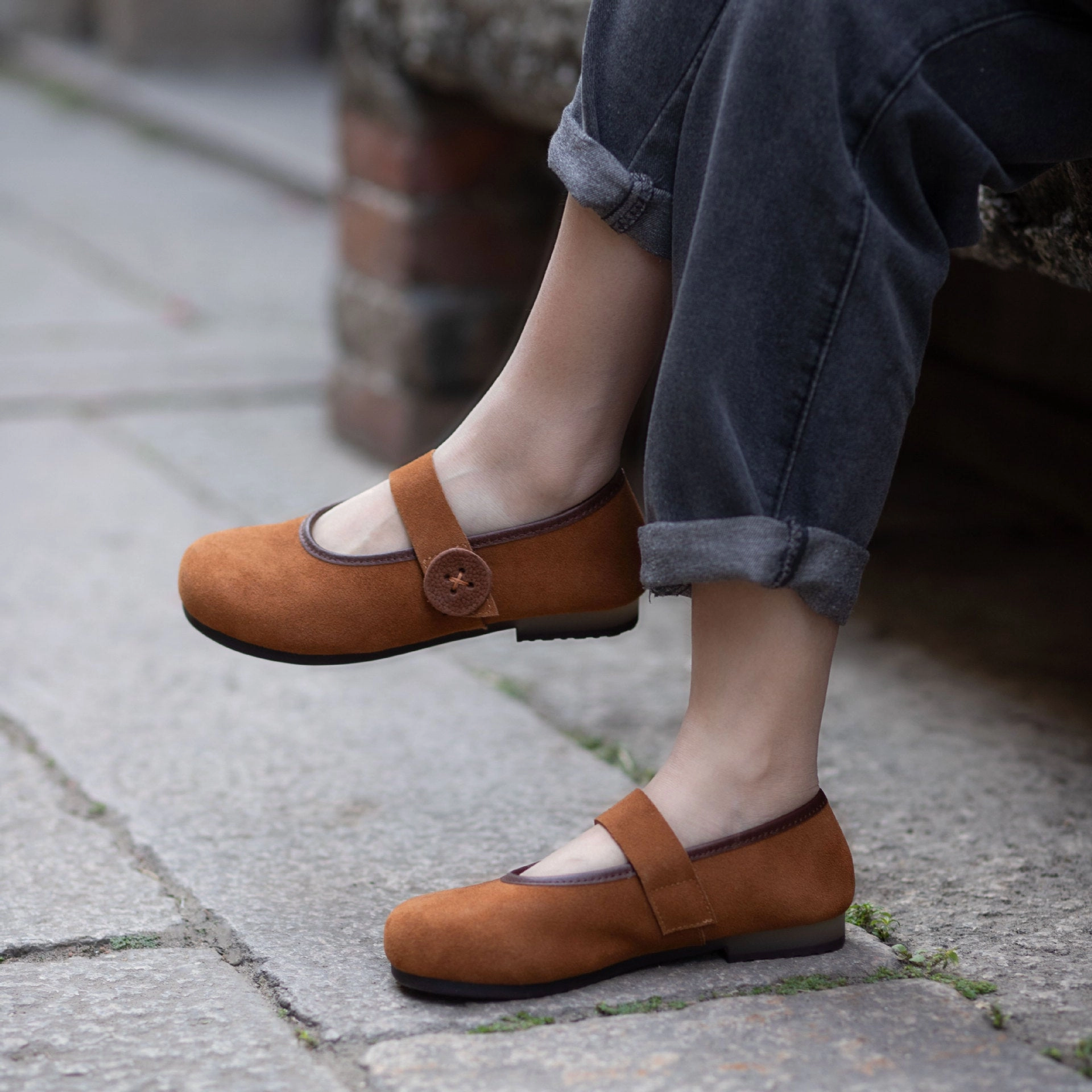 Women’s Genuine Leather Mary Jane Flats With One-Strap Buckle