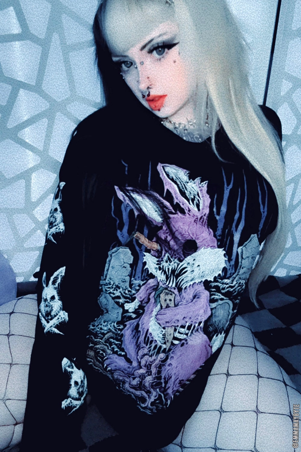 Zombunny T-shirt [CREEPY COLOR VERSION]